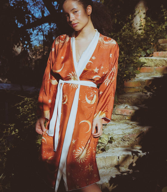 The Royal Robe in Dawn