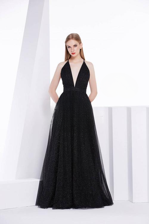 Empire Court Ball Gown – Ultimate Glamour & Drama