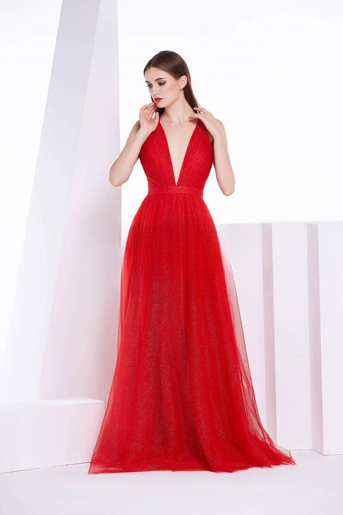Empire Court Ball Gown – Ultimate Glamour & Drama