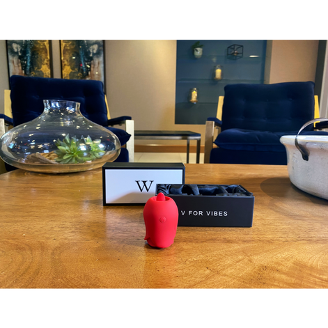 MANIA- The Enchanting Sex Rose Tongue Vibrator