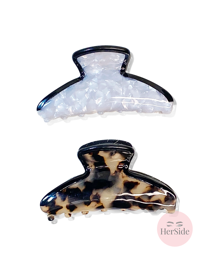 Beautifully Outlined Hair Claw